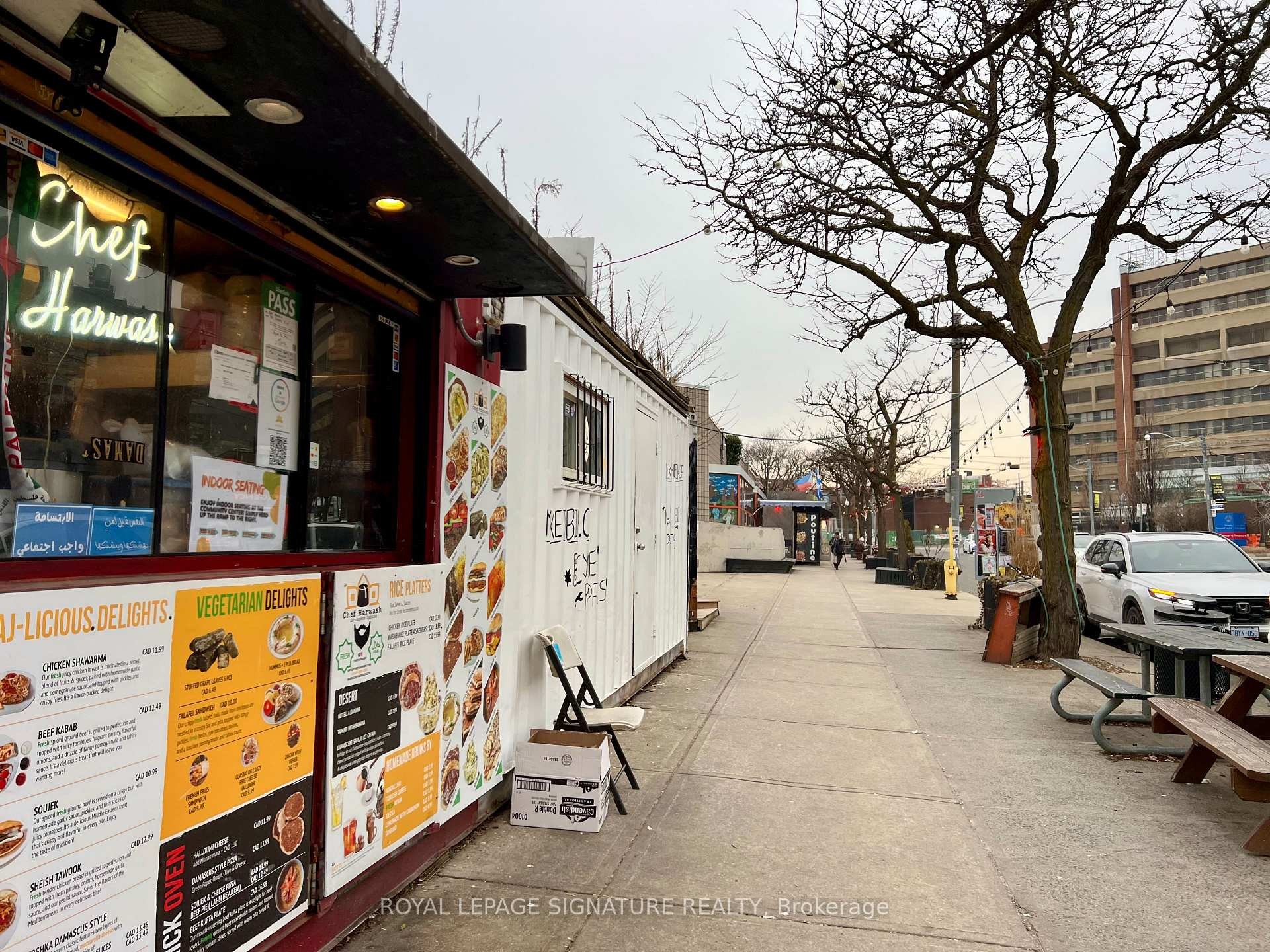 









707


Dundas

Street West,
Toronto,




ON
M5T 2W6

