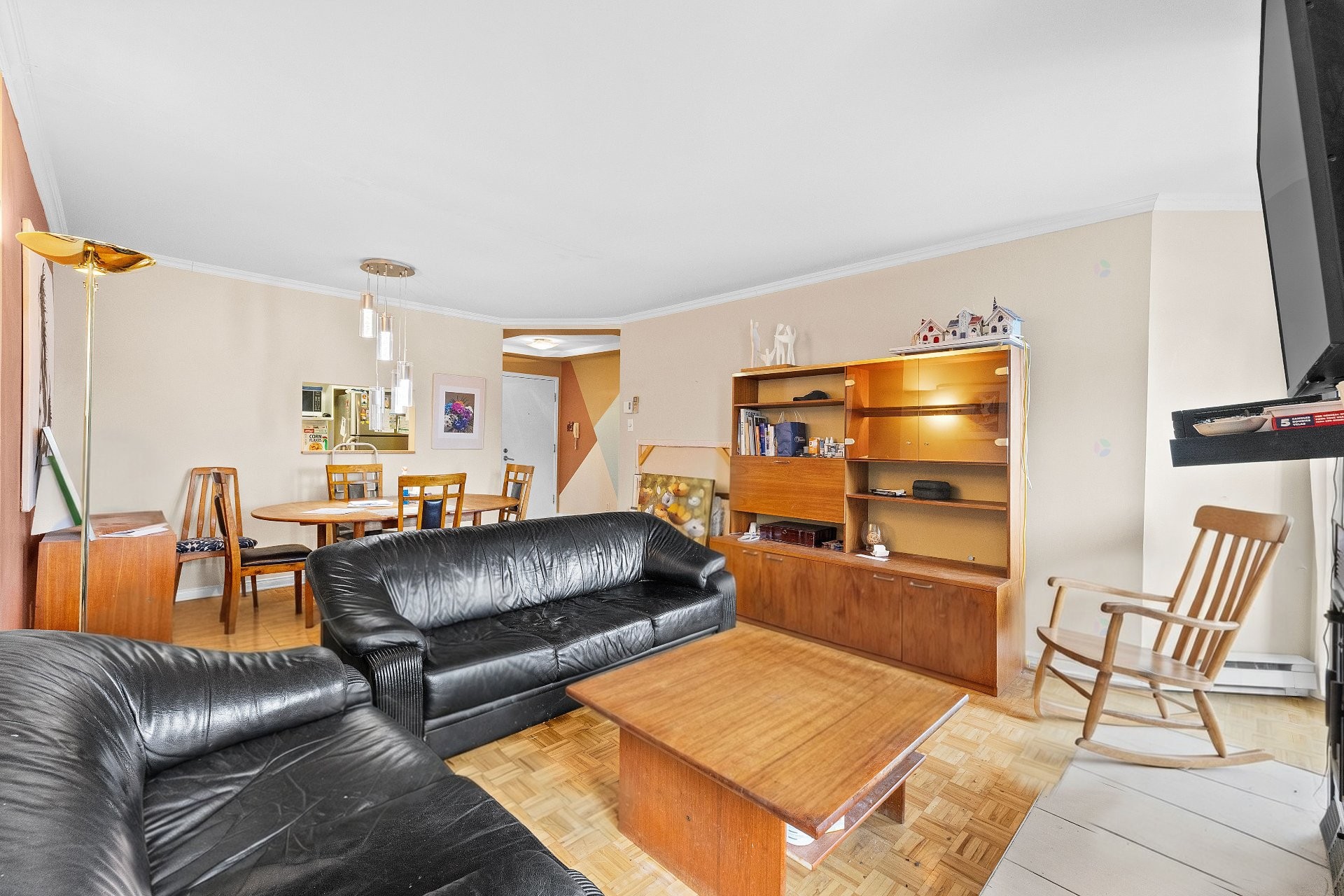 









127


Boul. St-Elzear E.

, 305,
Laval (Vimont),




QC
H7M1C5

