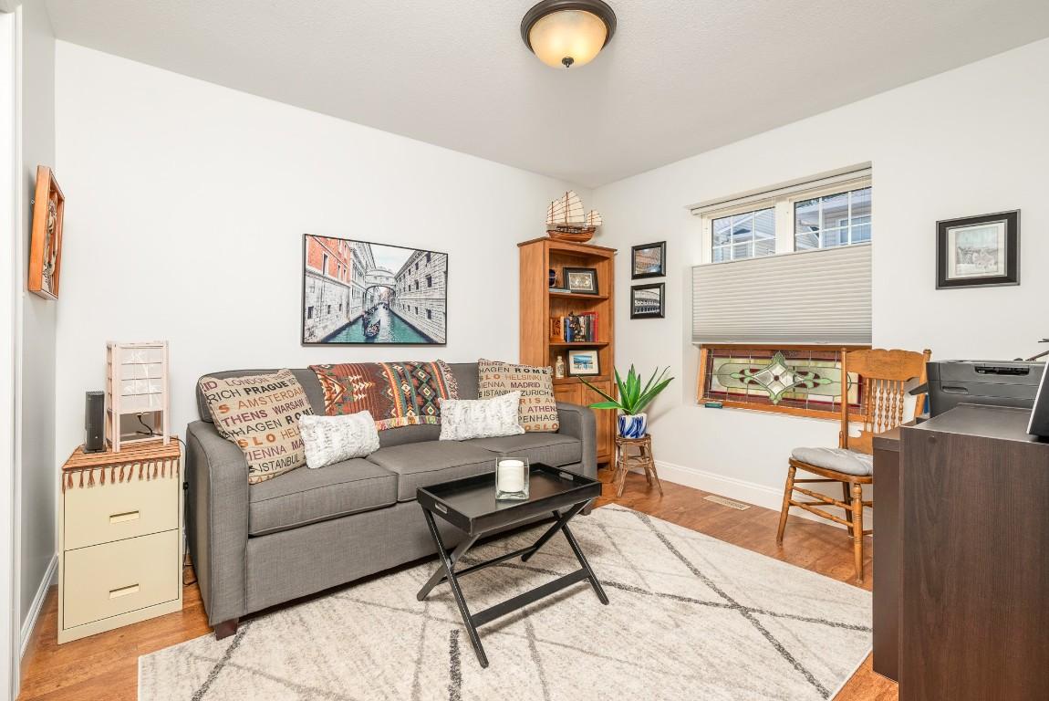 









3485


Rosedale

Avenue, 7,
Armstrong,




BC
V4Y 2B3

