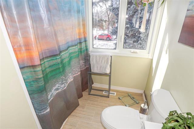 









10


Kerwell

PL,
Winnipeg,




MB
R2N 1G6

