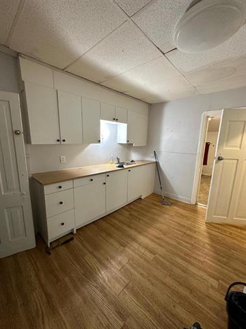 









248


Selkirk

AVE,
Winnipeg,




MB
R2W 2L7

