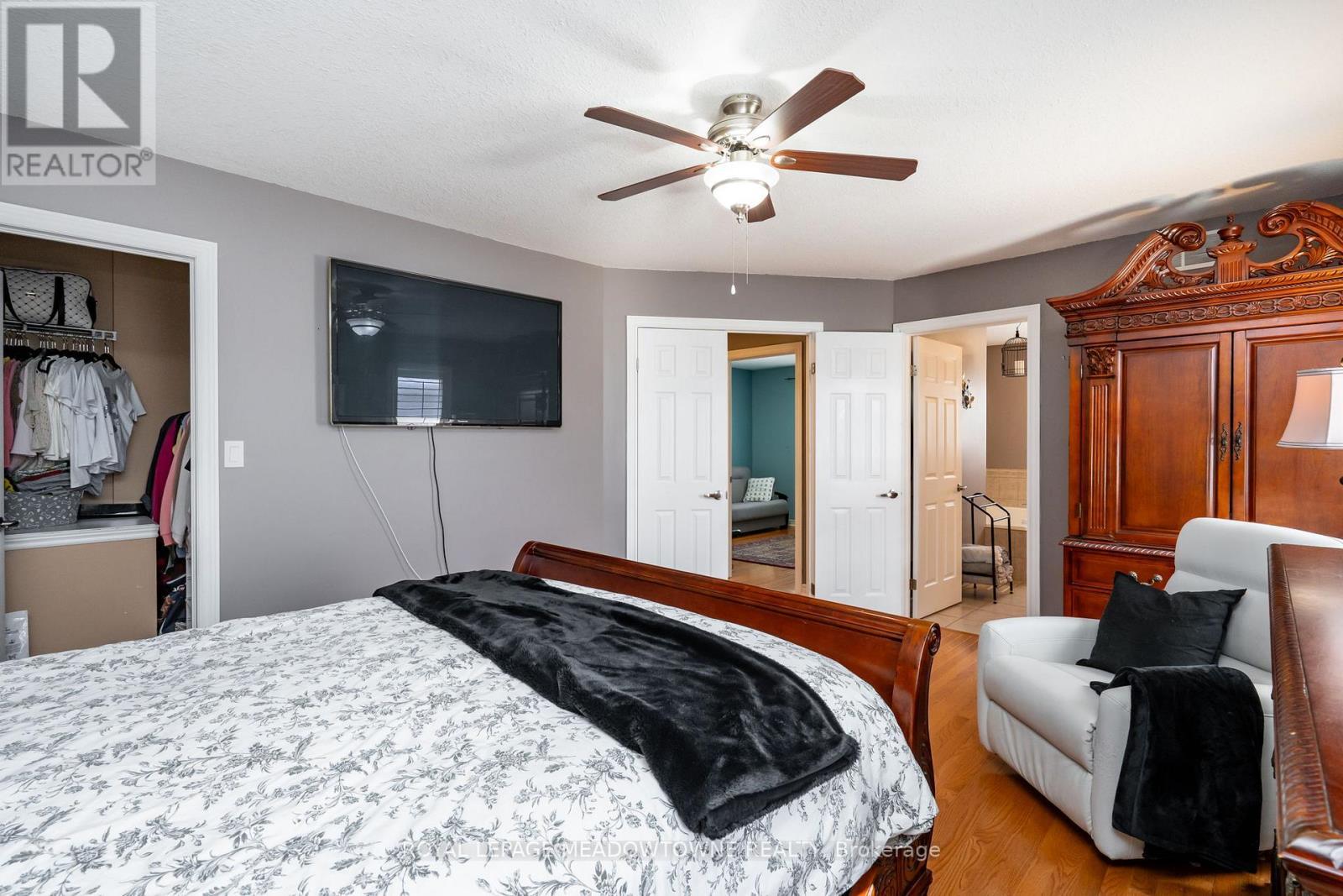 












70 REVELL DRIVE

,
Centre Wellington,




Ontario
N1M0A5

