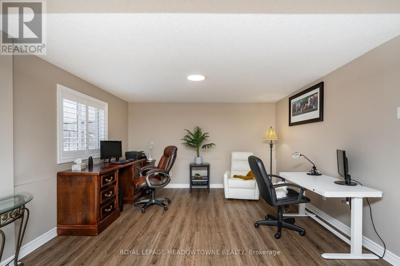 












70 REVELL DRIVE

,
Centre Wellington,




Ontario
N1M0A5

