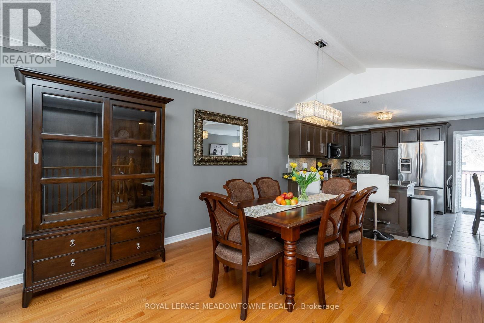 












70 REVELL DRIVE

,
Centre Wellington,




Ontario
N1M0A5

