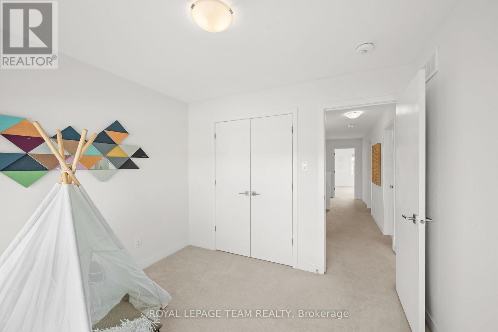 












222 TRUMPETER GROVE

,
Ottawa,




Ontario
K4M0N7

