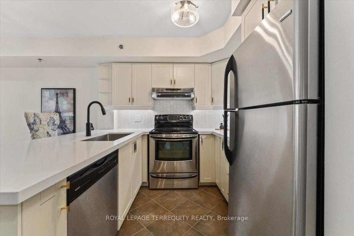 









3070


Rotary

Way, 402,
Burlington,




ON
L7M 0H1

