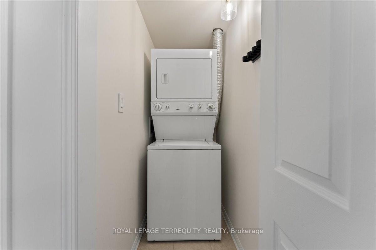 









3070


Rotary

Way, 402,
Burlington,




ON
L7M 0H1

