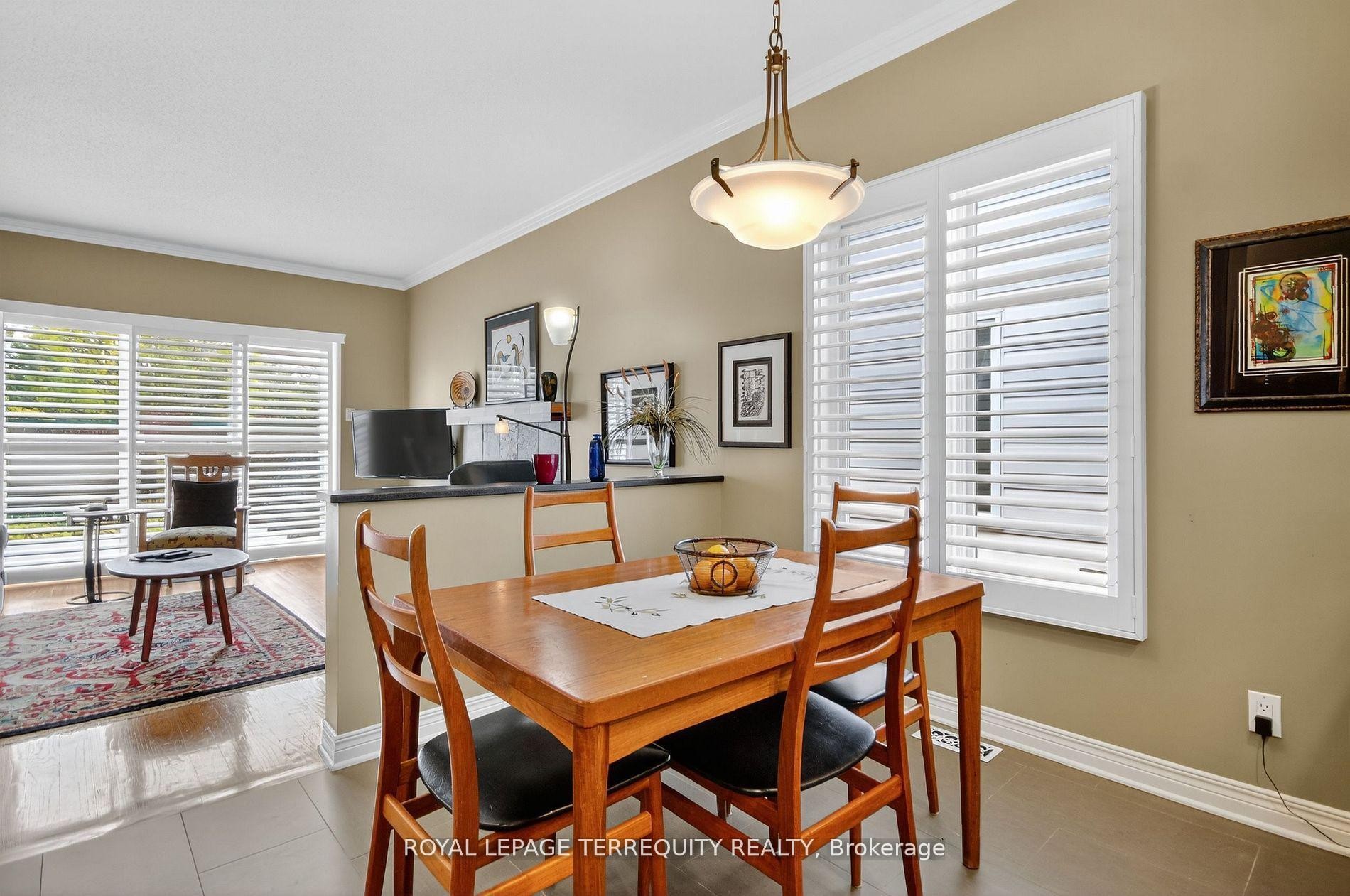 









96


Allanford

Avenue,
Hunt Club - South Keys and Area,




ON
K1T 3Y6

