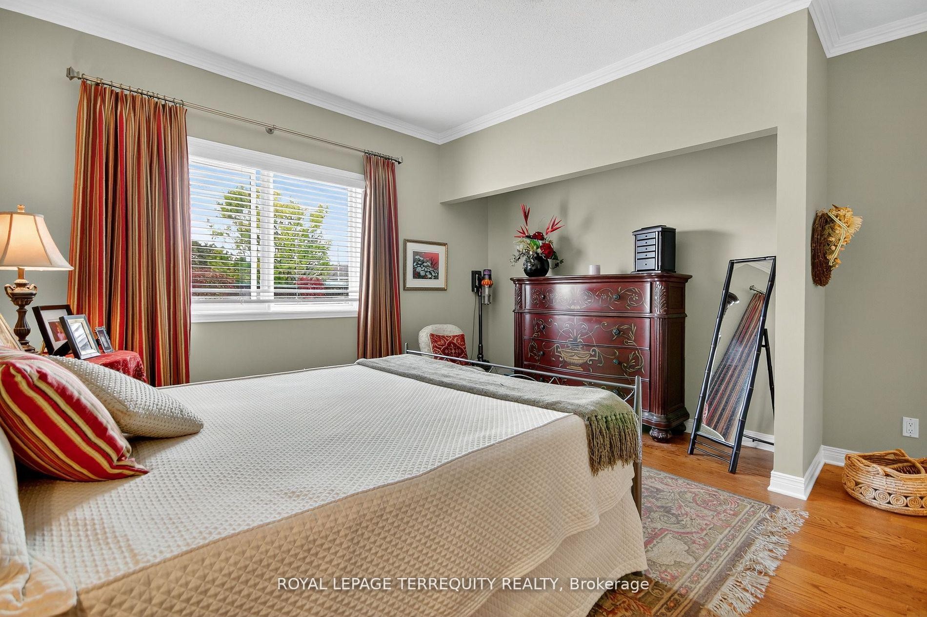 









96


Allanford

Avenue,
Hunt Club - South Keys and Area,




ON
K1T 3Y6

