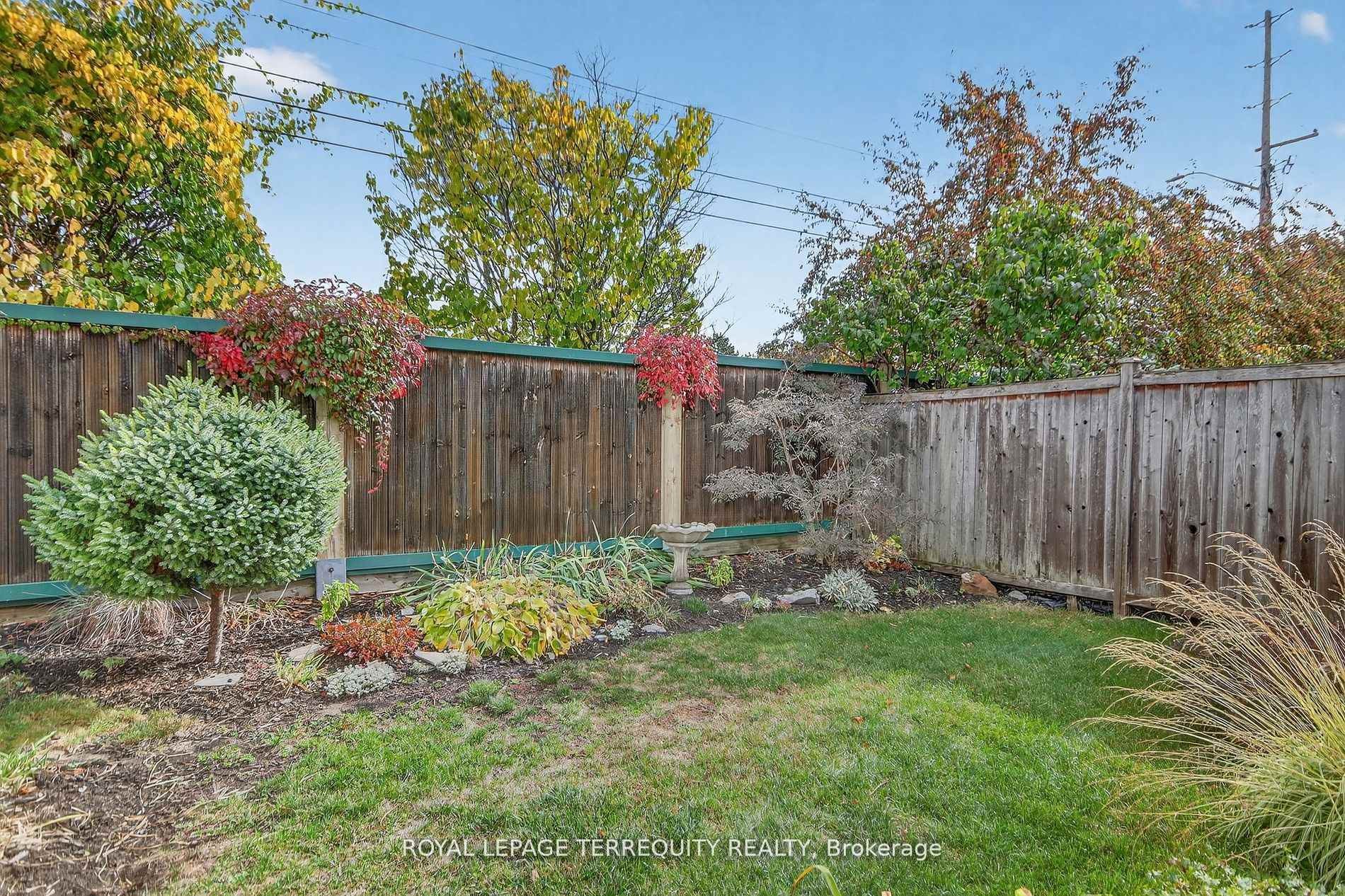 









96


Allanford

Avenue,
Hunt Club - South Keys and Area,




ON
K1T 3Y6

