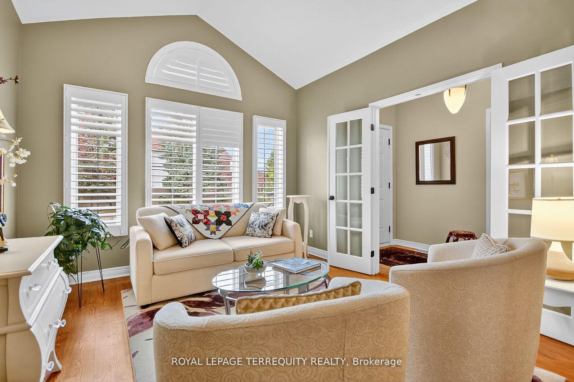 









96


Allanford

Avenue,
Hunt Club - South Keys and Area,




ON
K1T 3Y6

