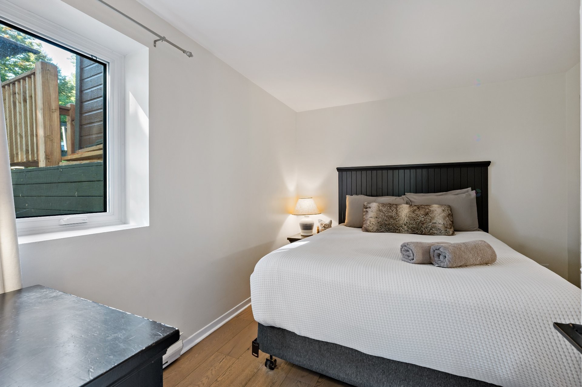 









231


Ch. de Lac-Tremblant-Nord

, 420,
Mont-Tremblant,




QC
J8E1B4

