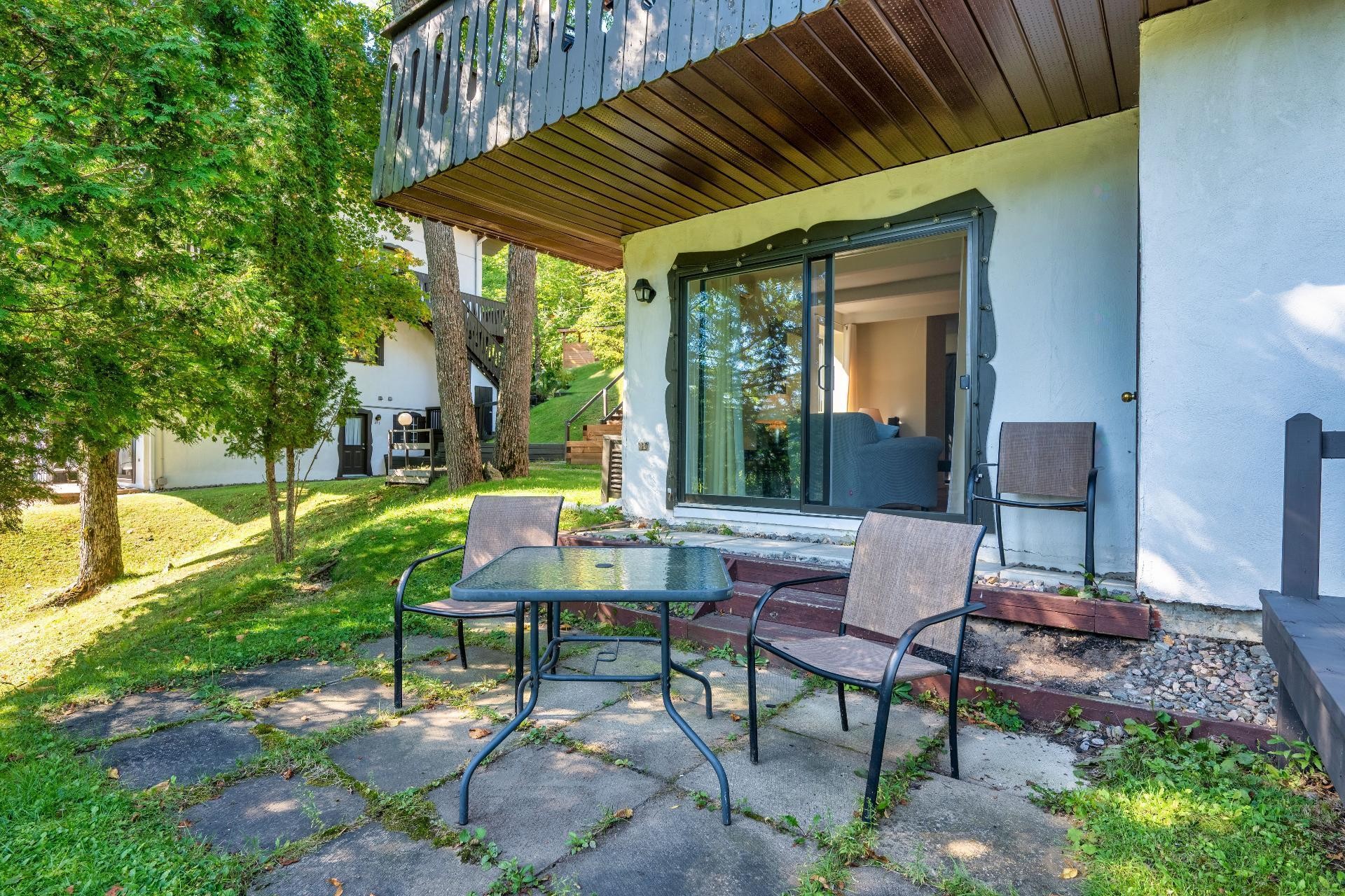 









231


Ch. de Lac-Tremblant-Nord

, 420,
Mont-Tremblant,




QC
J8E1B4

