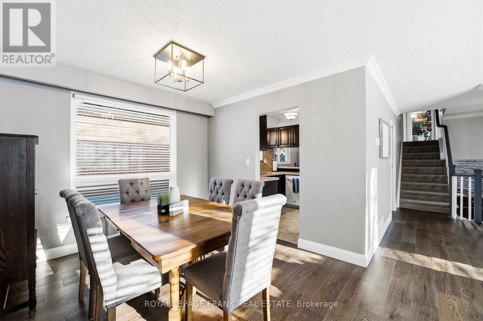 












489 CRESTWOOD DRIVE

,
Oshawa (O'Neill),




Ontario
L1G2R4

