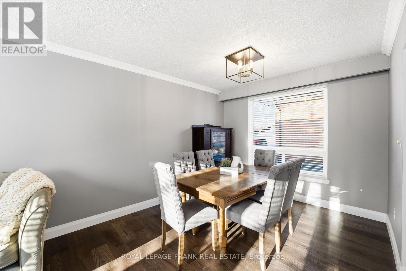 












489 CRESTWOOD DRIVE

,
Oshawa (O'Neill),




Ontario
L1G2R4

