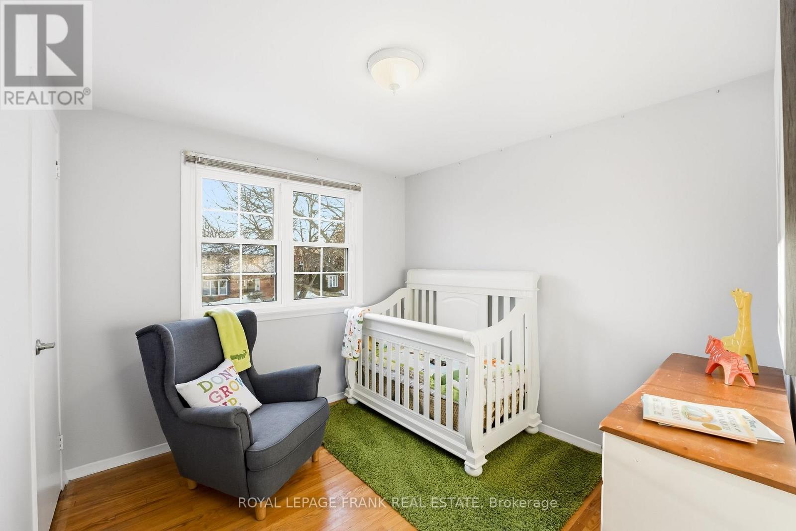 












489 CRESTWOOD DRIVE

,
Oshawa (O'Neill),




Ontario
L1G2R4

