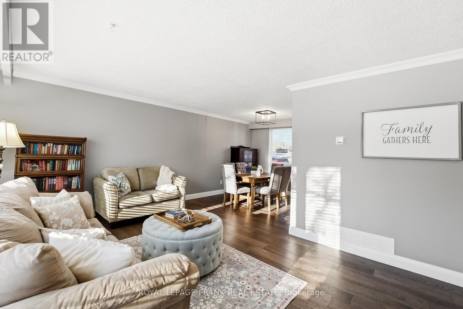 












489 CRESTWOOD DRIVE

,
Oshawa (O'Neill),




Ontario
L1G2R4

