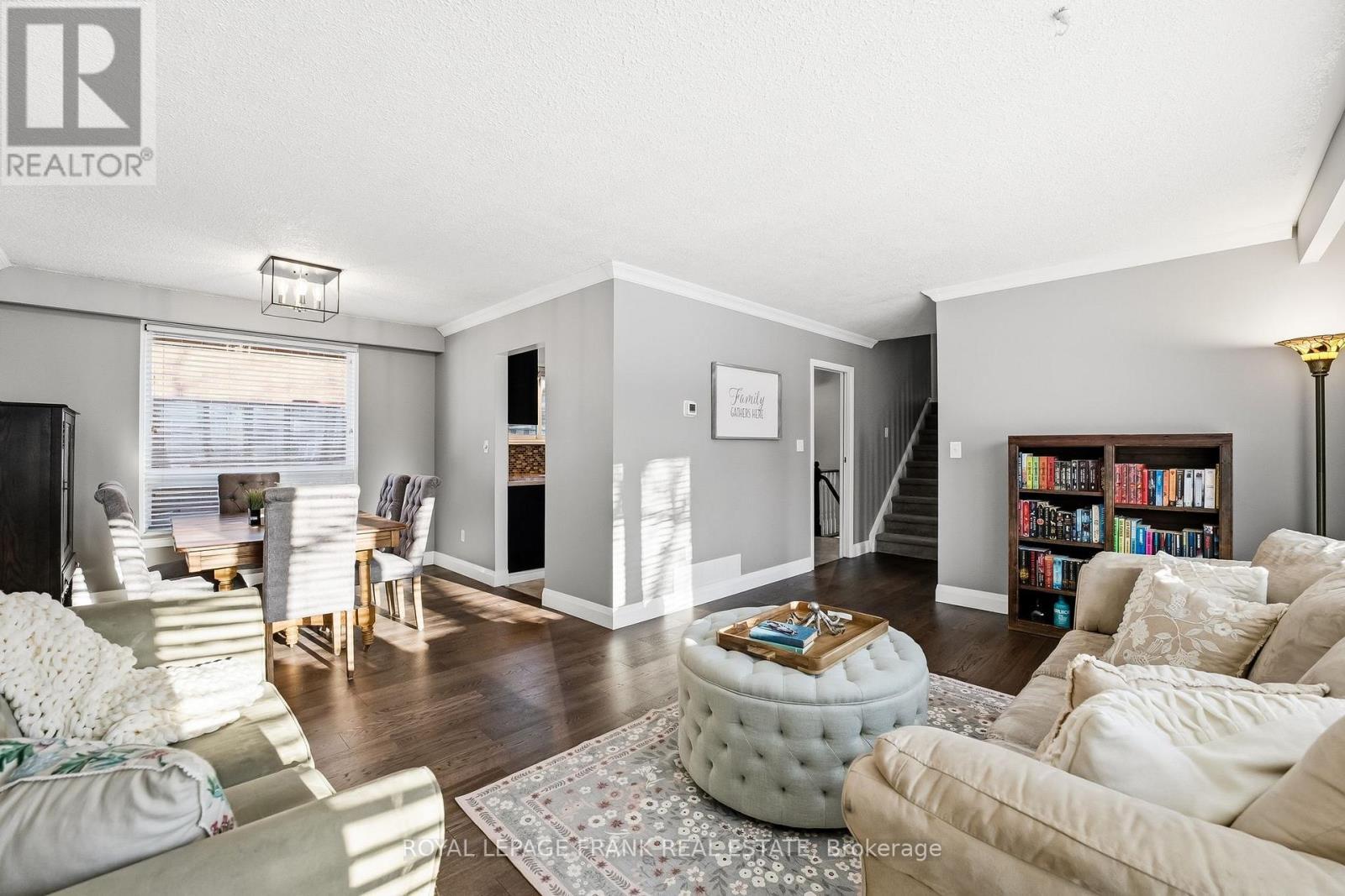 












489 CRESTWOOD DRIVE

,
Oshawa (O'Neill),




Ontario
L1G2R4

