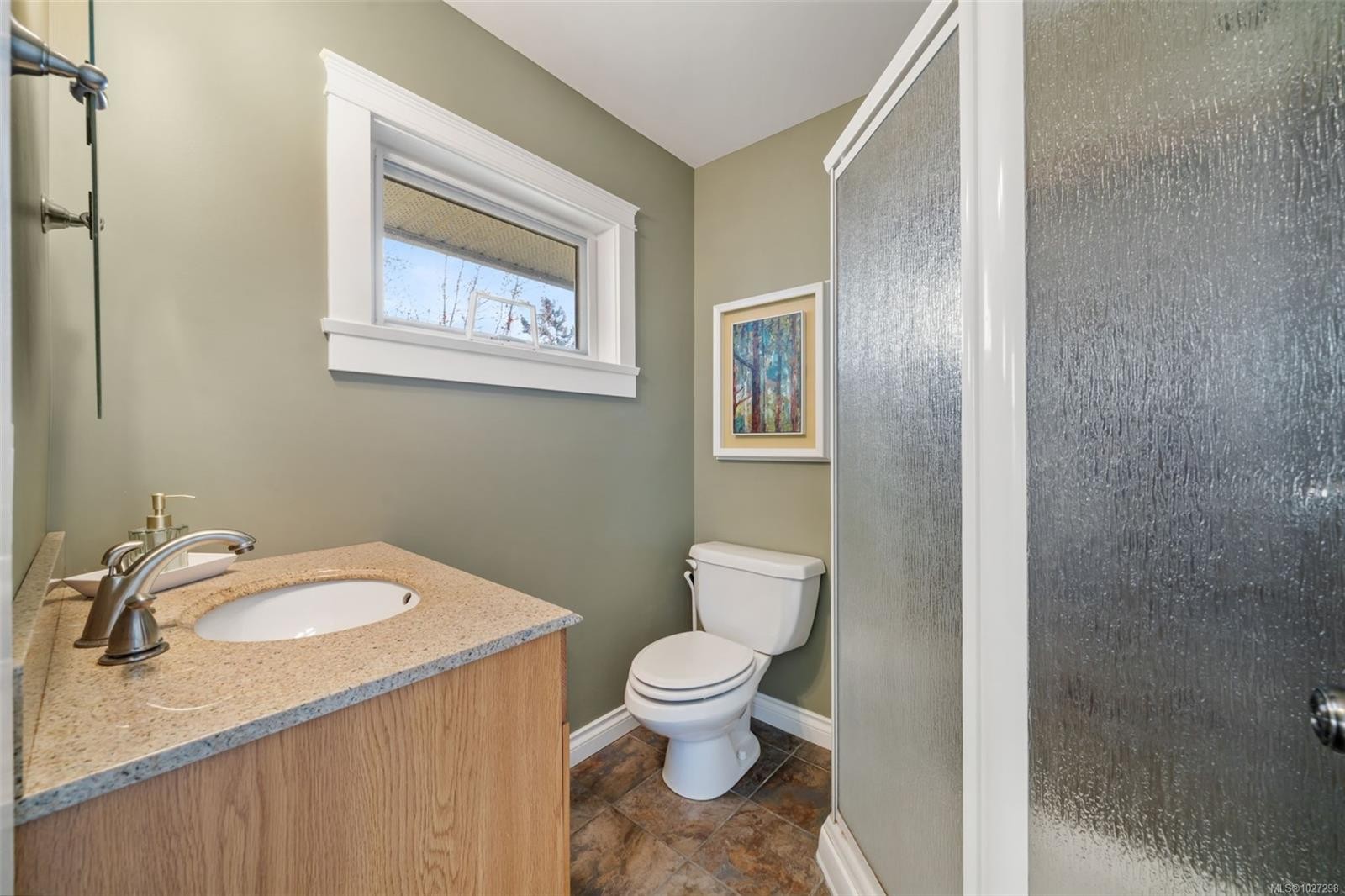 









567


Prince Robert

Dr,
View Royal,




BC
V9B 1E1

