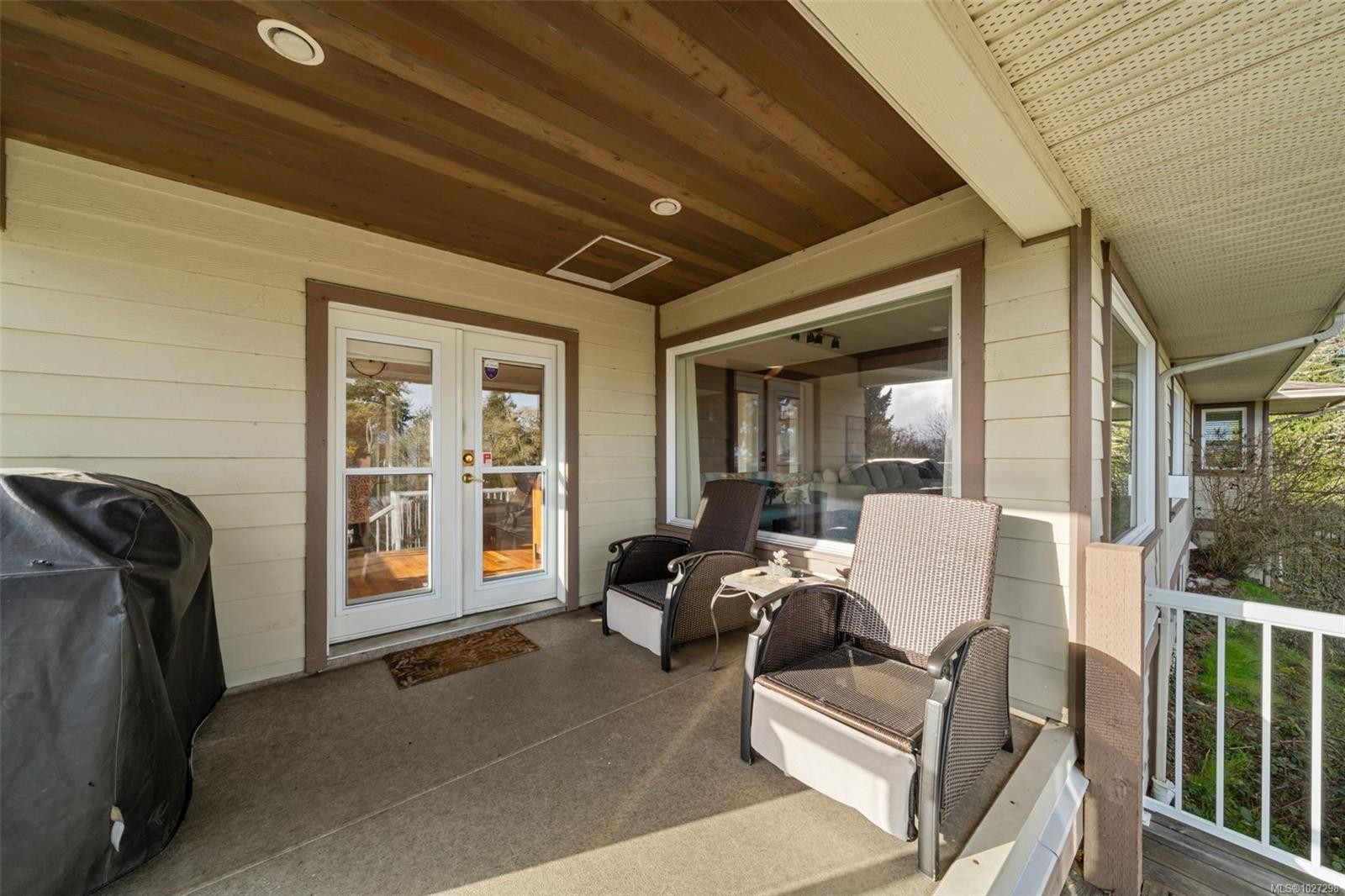 









567


Prince Robert

Dr,
View Royal,




BC
V9B 1E1

