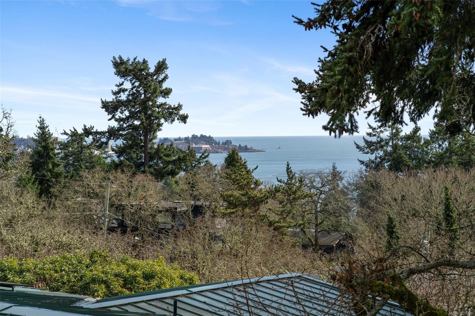 









567


Prince Robert

Dr,
View Royal,




BC
V9B 1E1

