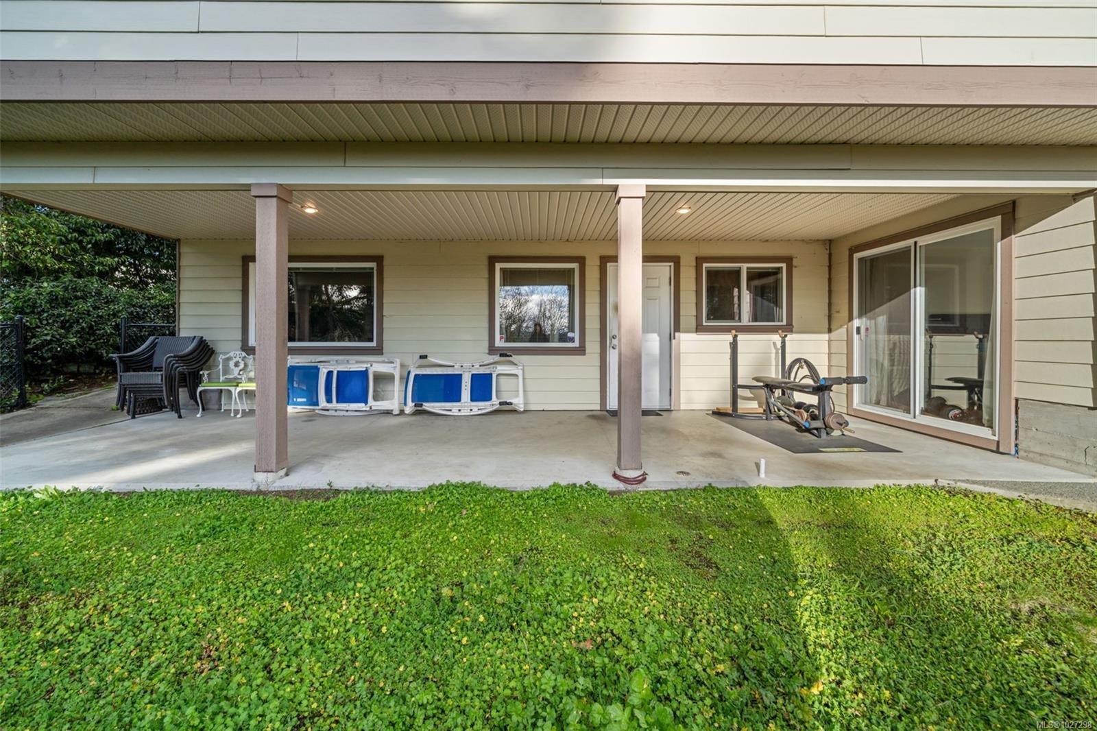 









567


Prince Robert

Dr,
View Royal,




BC
V9B 1E1

