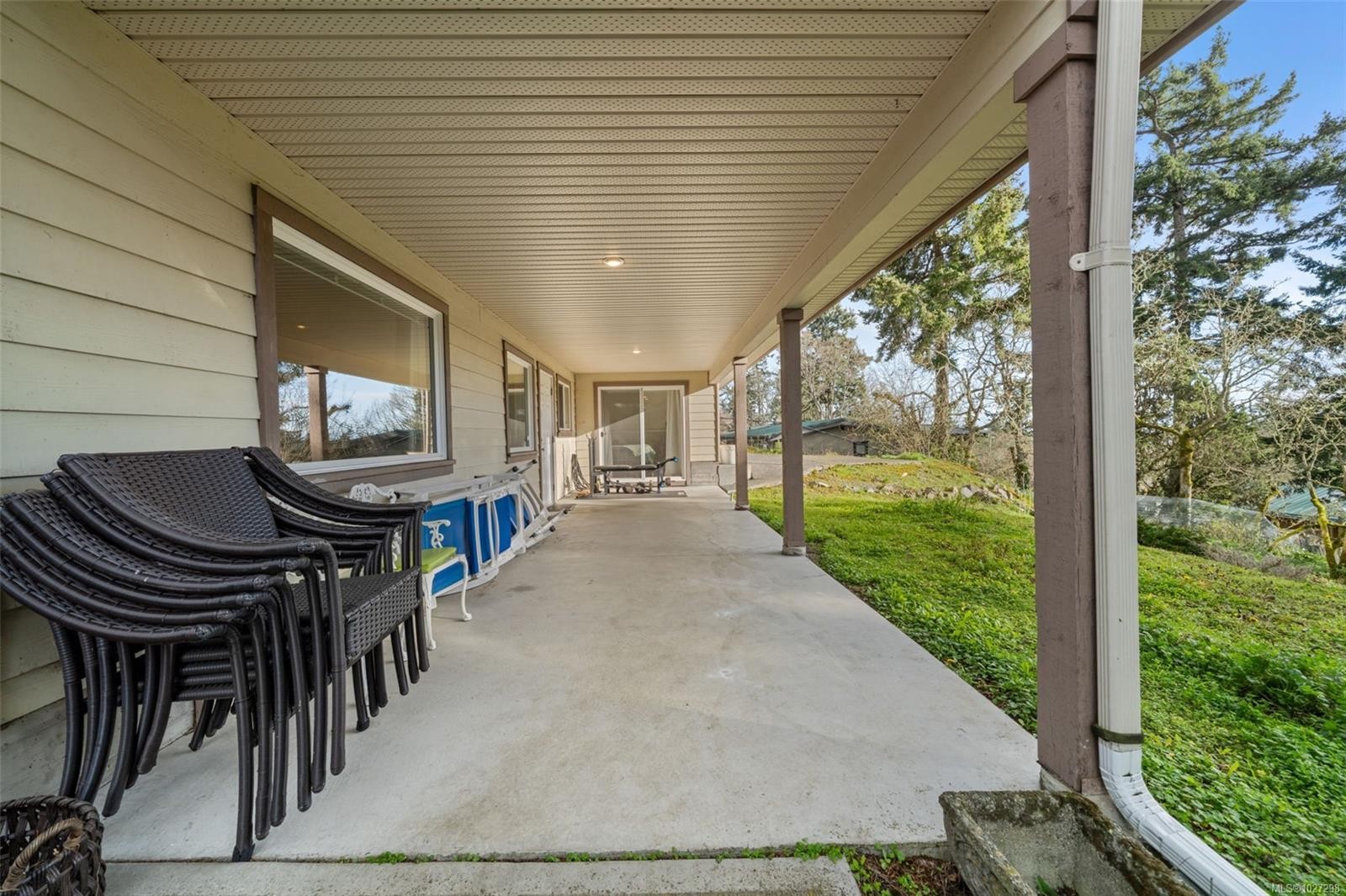 









567


Prince Robert

Dr,
View Royal,




BC
V9B 1E1

