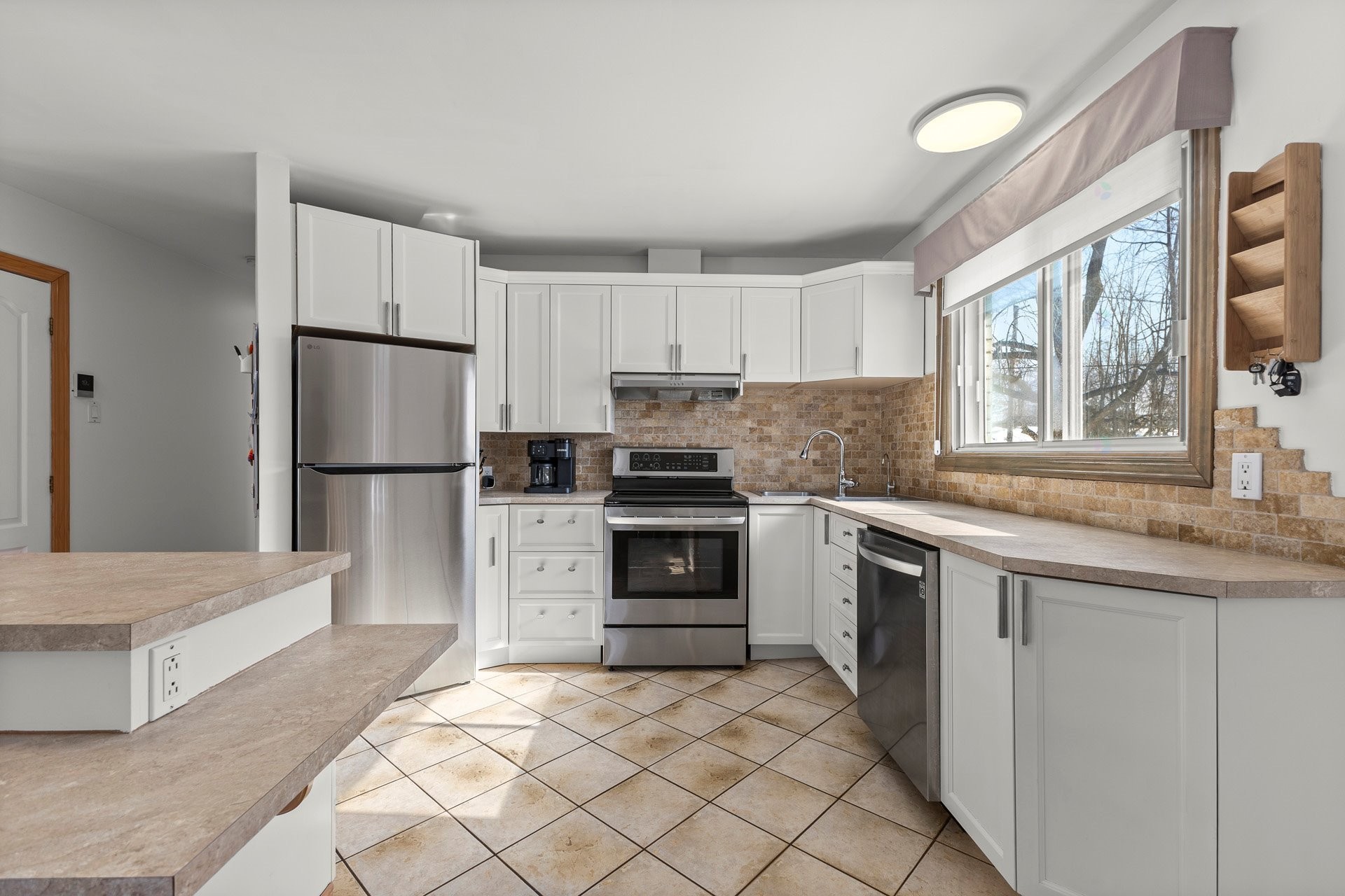 









5003


Rue Delray

,
Montréal (Pierrefonds-Roxboro),




QC
H8Z1Y4

