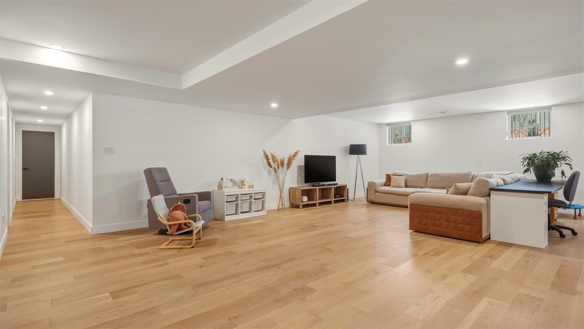 









363


Rue du Parcours

,
Varennes,




QC
J3X0E4

