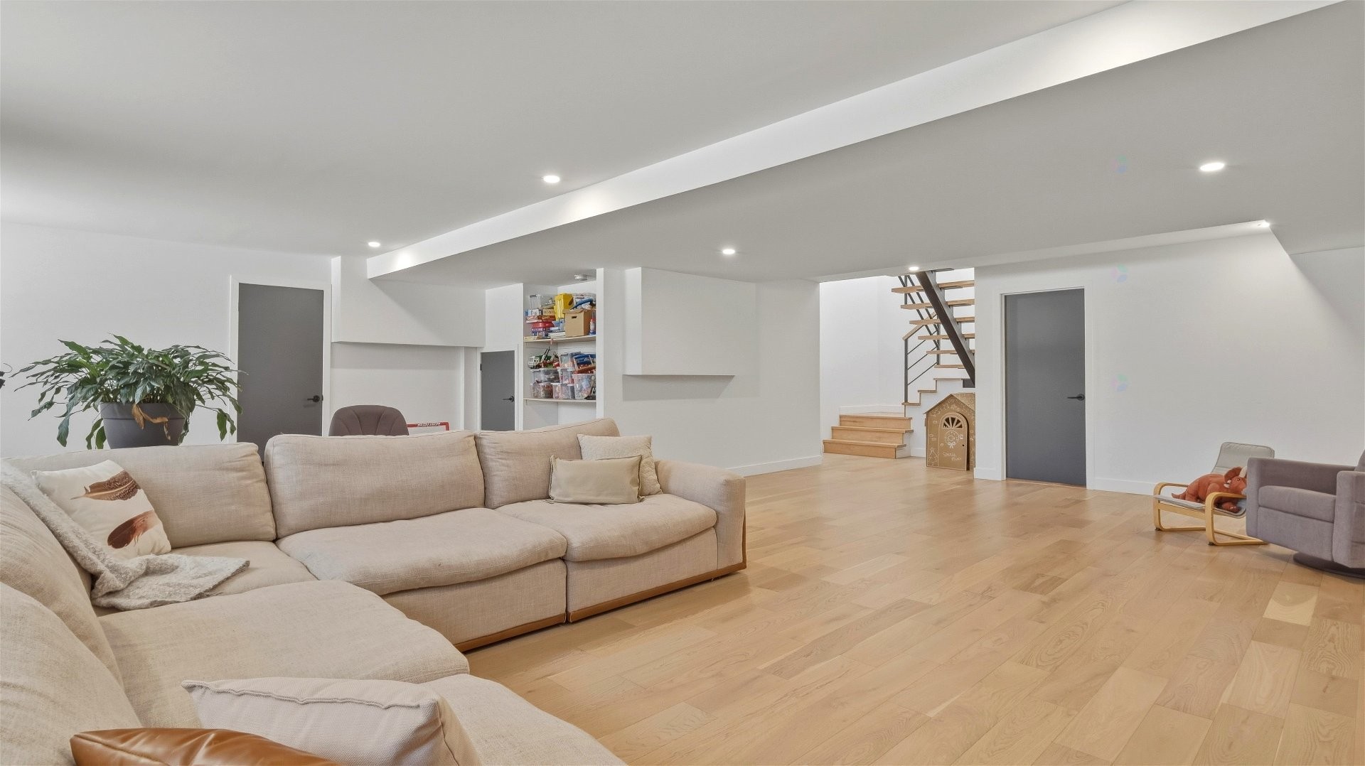 









363


Rue du Parcours

,
Varennes,




QC
J3X0E4

