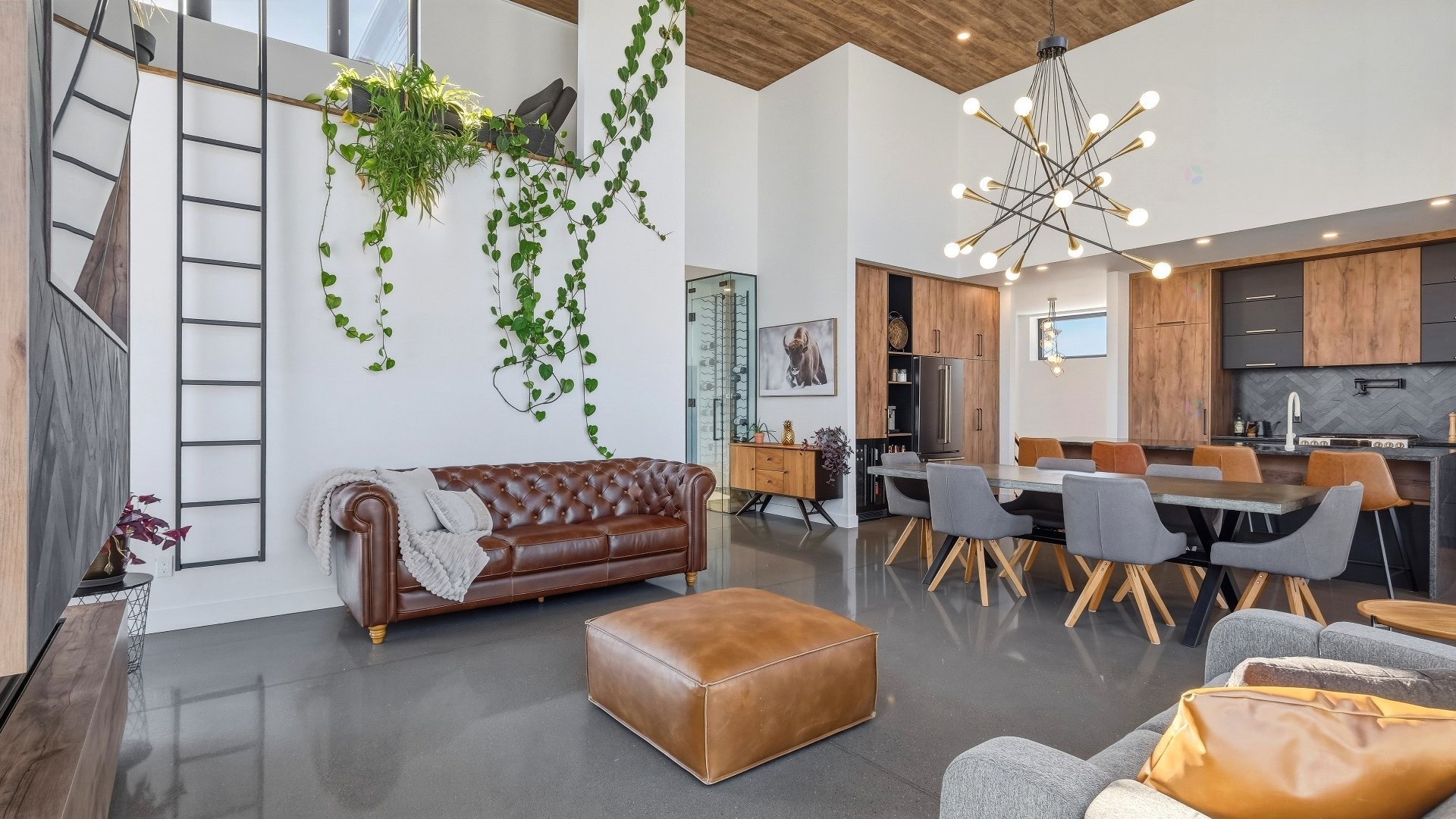 









363


Rue du Parcours

,
Varennes,




QC
J3X0E4

