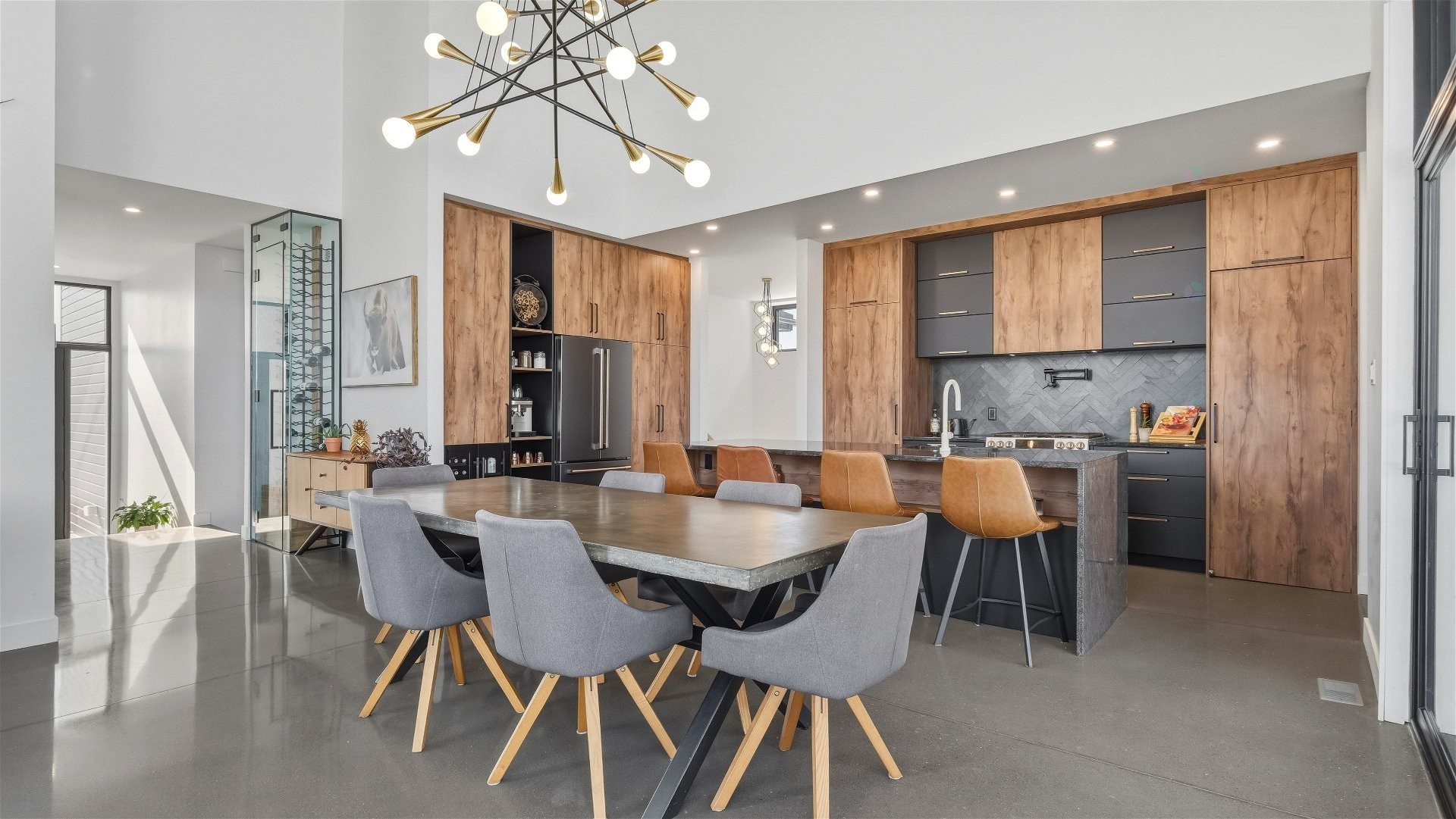 









363


Rue du Parcours

,
Varennes,




QC
J3X0E4

