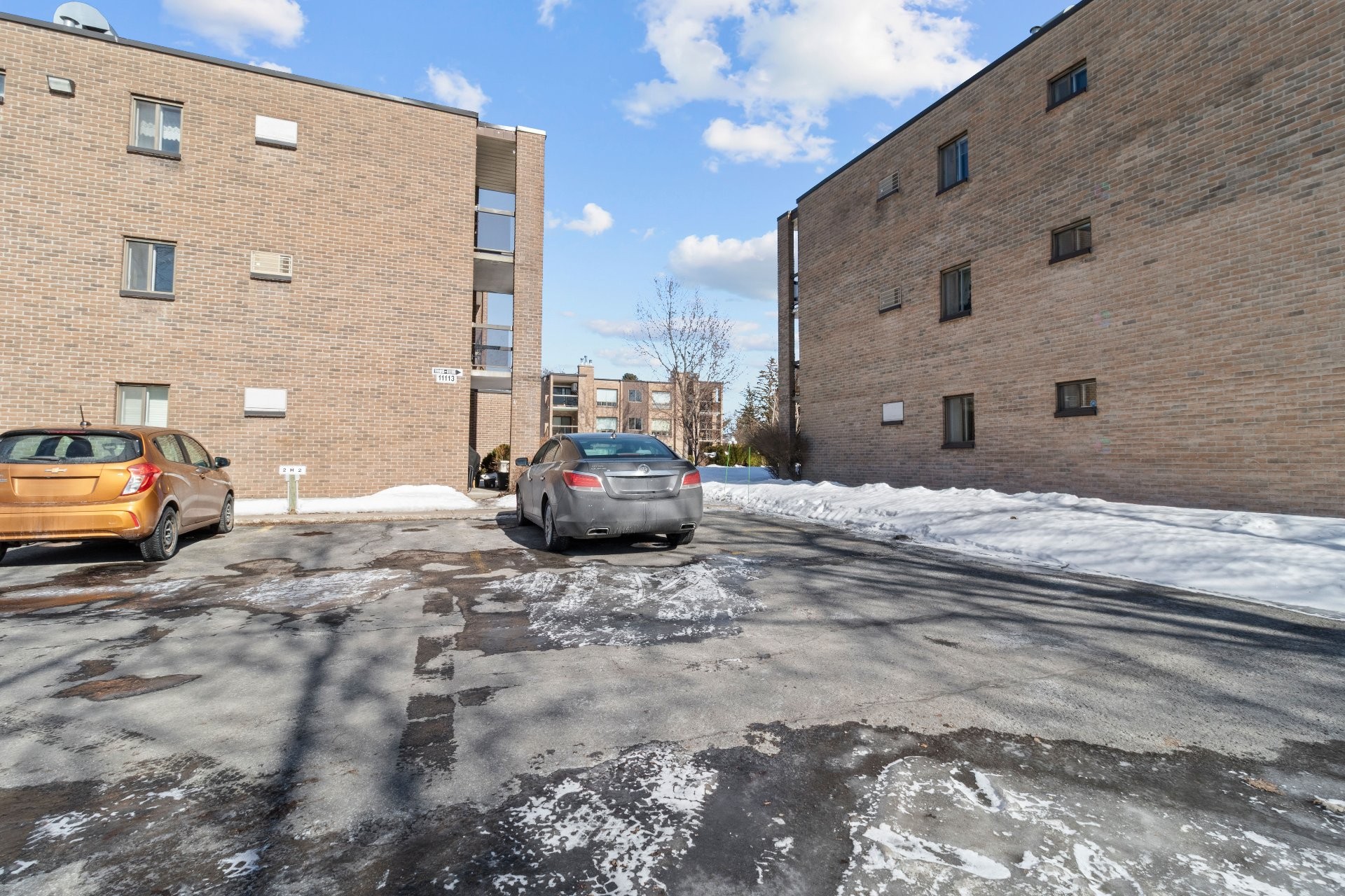 









11113


Rue Meighen

, 3,
Montréal (Pierrefonds-Roxboro),




QC
H8Y3H7

