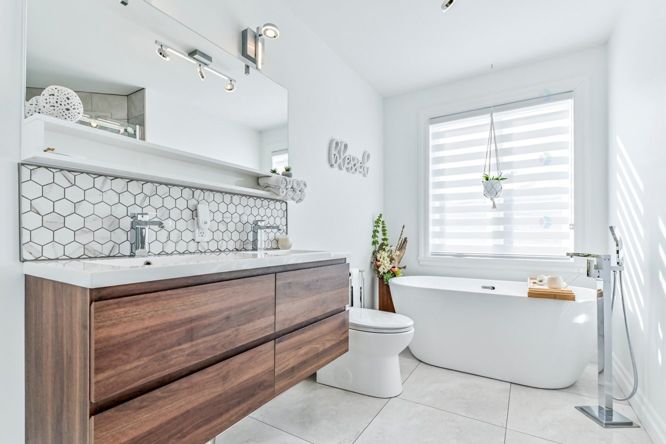 









301


Rue Baillargeon

,
Saint-Jean-sur-Richelieu,




QC
J2W2C9

