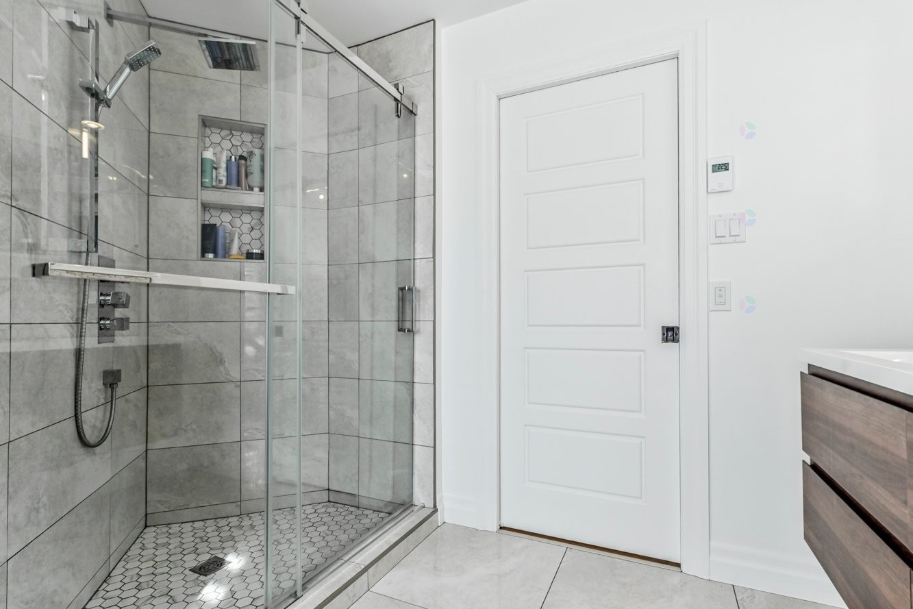 









301


Rue Baillargeon

,
Saint-Jean-sur-Richelieu,




QC
J2W2C9

