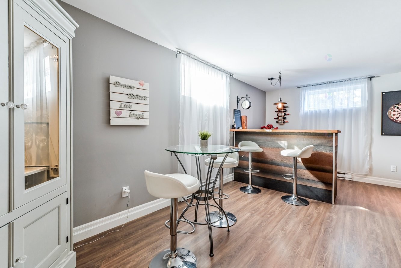 









301


Rue Baillargeon

,
Saint-Jean-sur-Richelieu,




QC
J2W2C9

