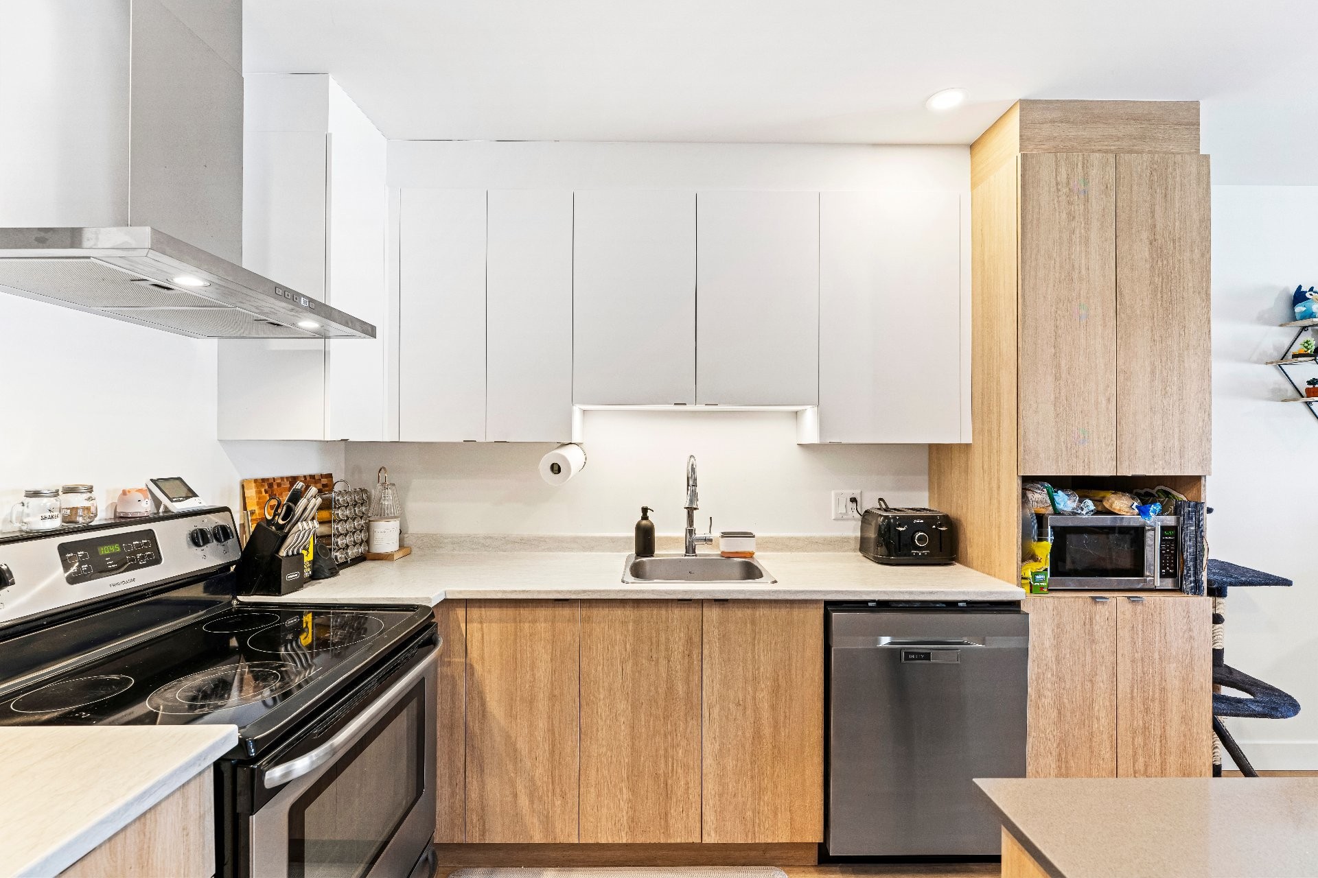 









365


Rue Adams E.

,
Richmond,




QC
J0B2H0

