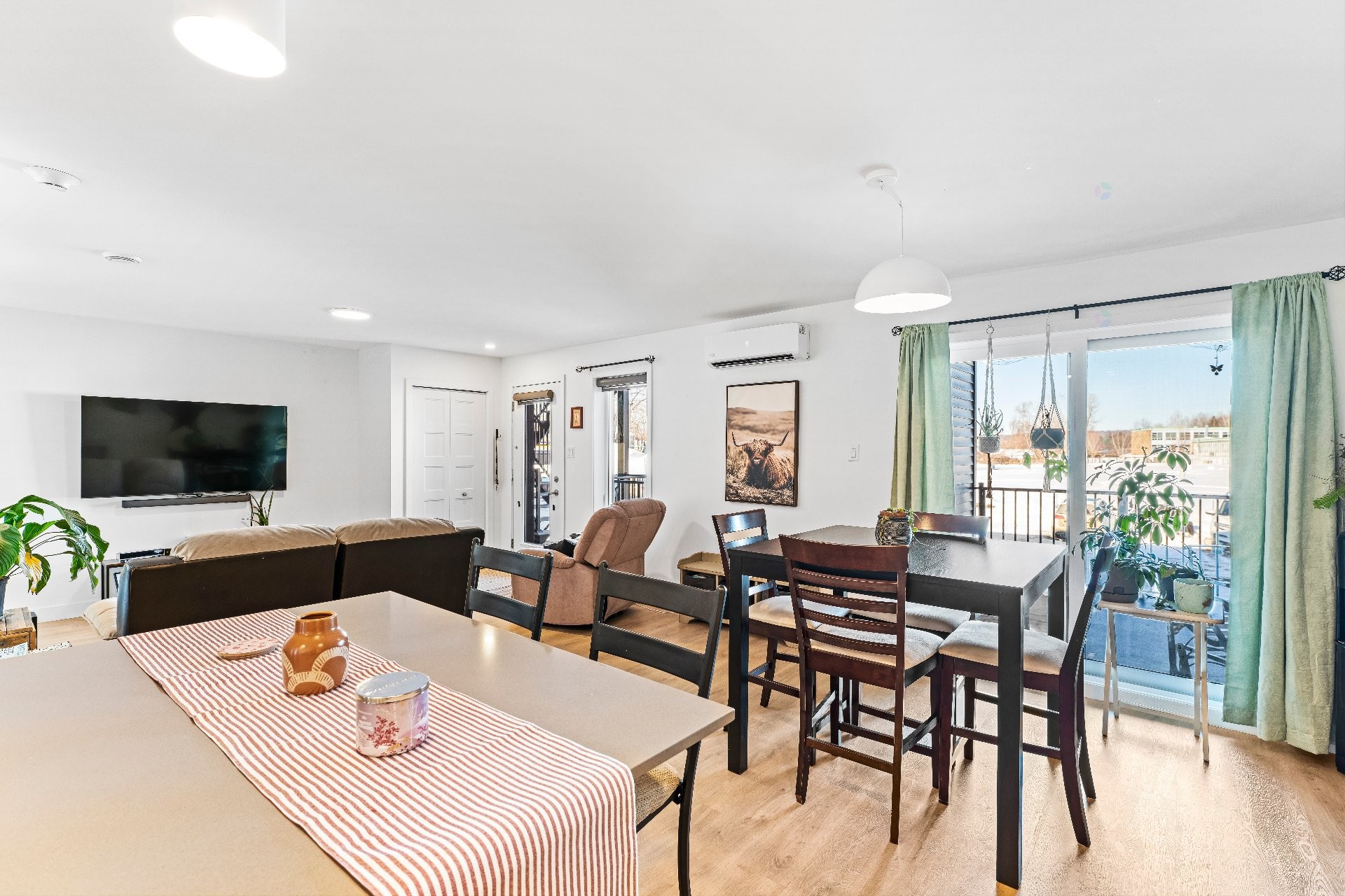 









365


Rue Adams E.

,
Richmond,




QC
J0B2H0

