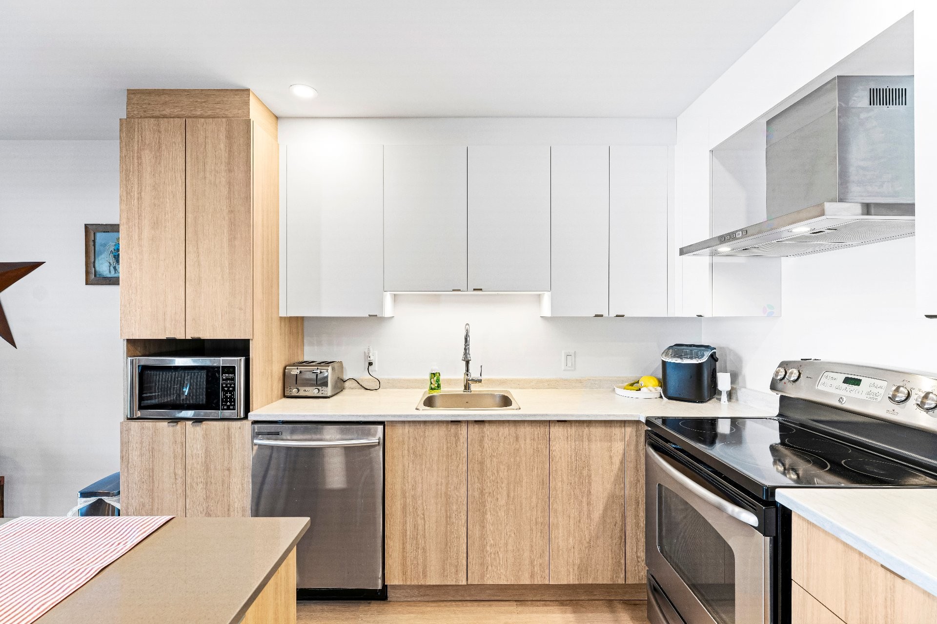 









365


Rue Adams E.

,
Richmond,




QC
J0B2H0

