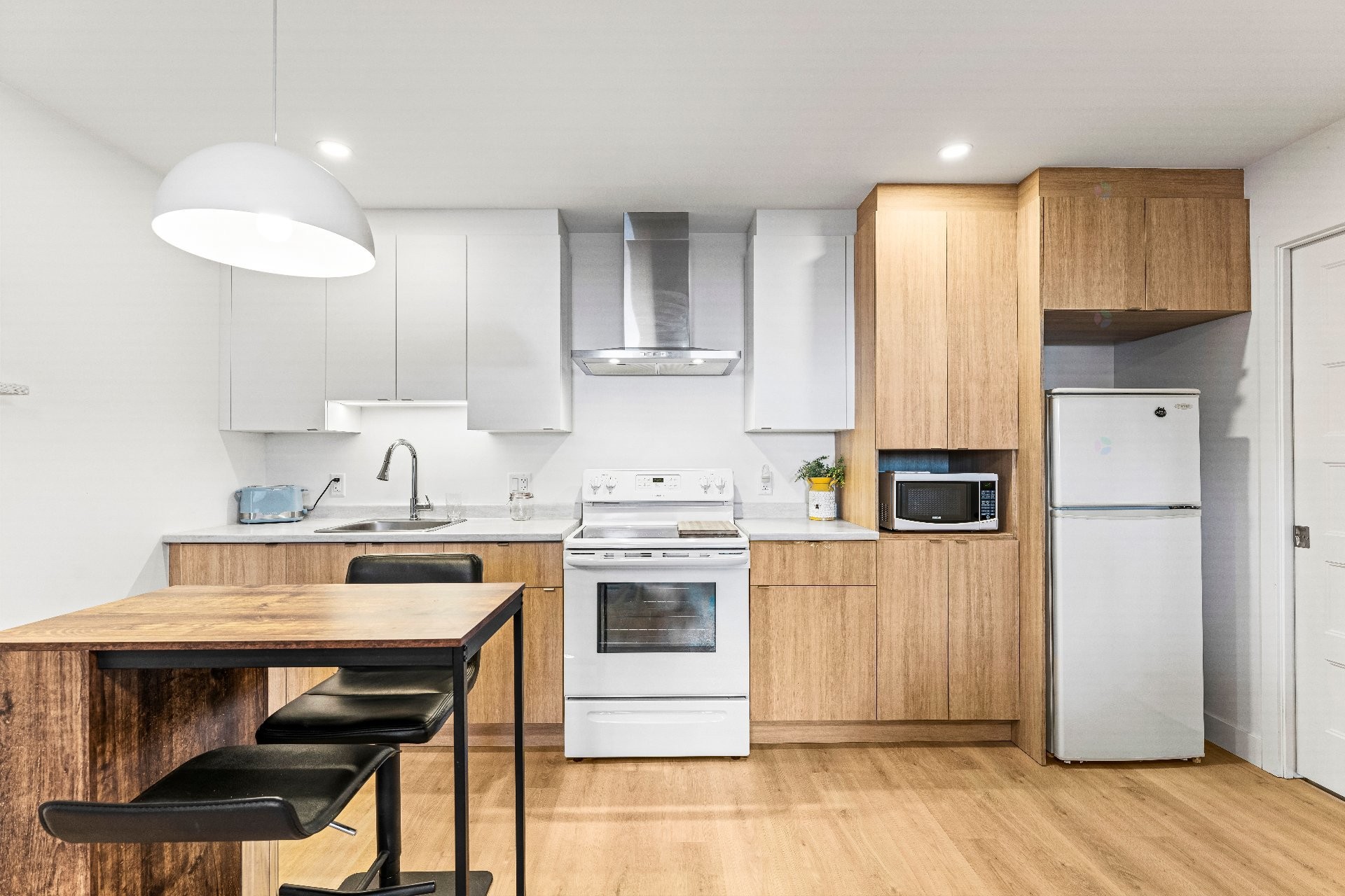 









365


Rue Adams E.

,
Richmond,




QC
J0B2H0

