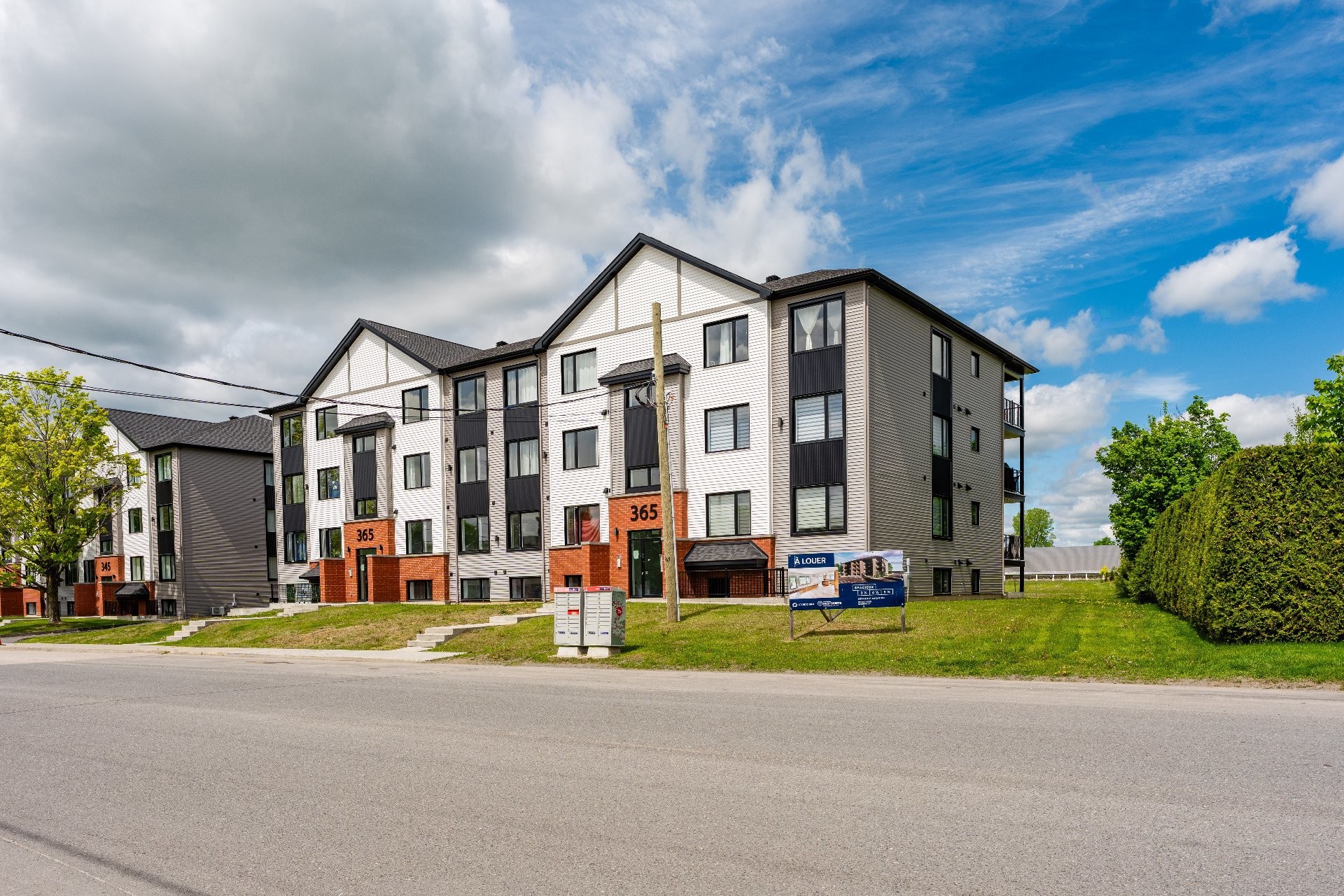 









365


Rue Adams E.

,
Richmond,




QC
J0B2H0

