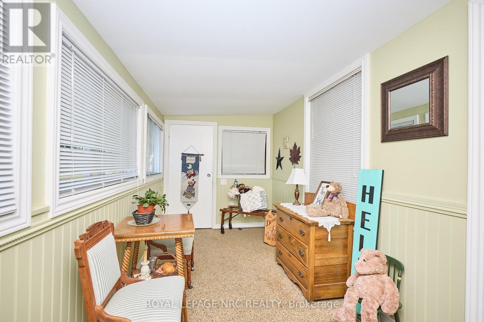 












4013 WELLAND STREET

,
Niagara Falls (Chippawa),




Ontario
L2G6J7

