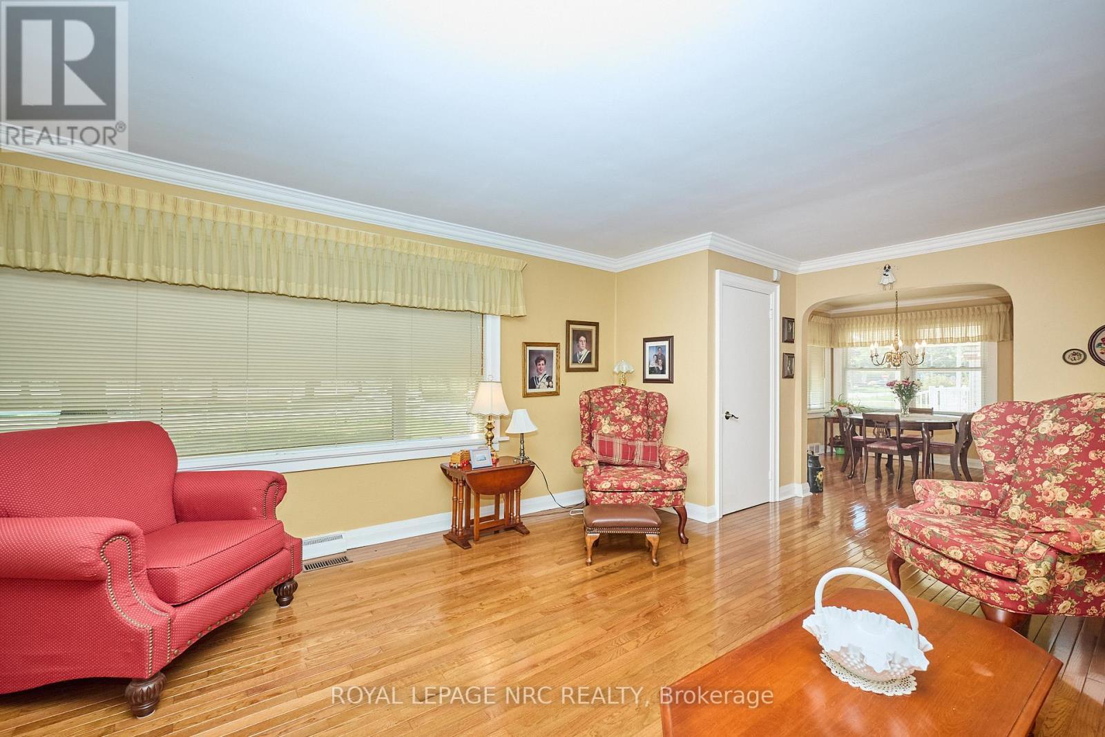 












4013 WELLAND STREET

,
Niagara Falls (Chippawa),




Ontario
L2G6J7

