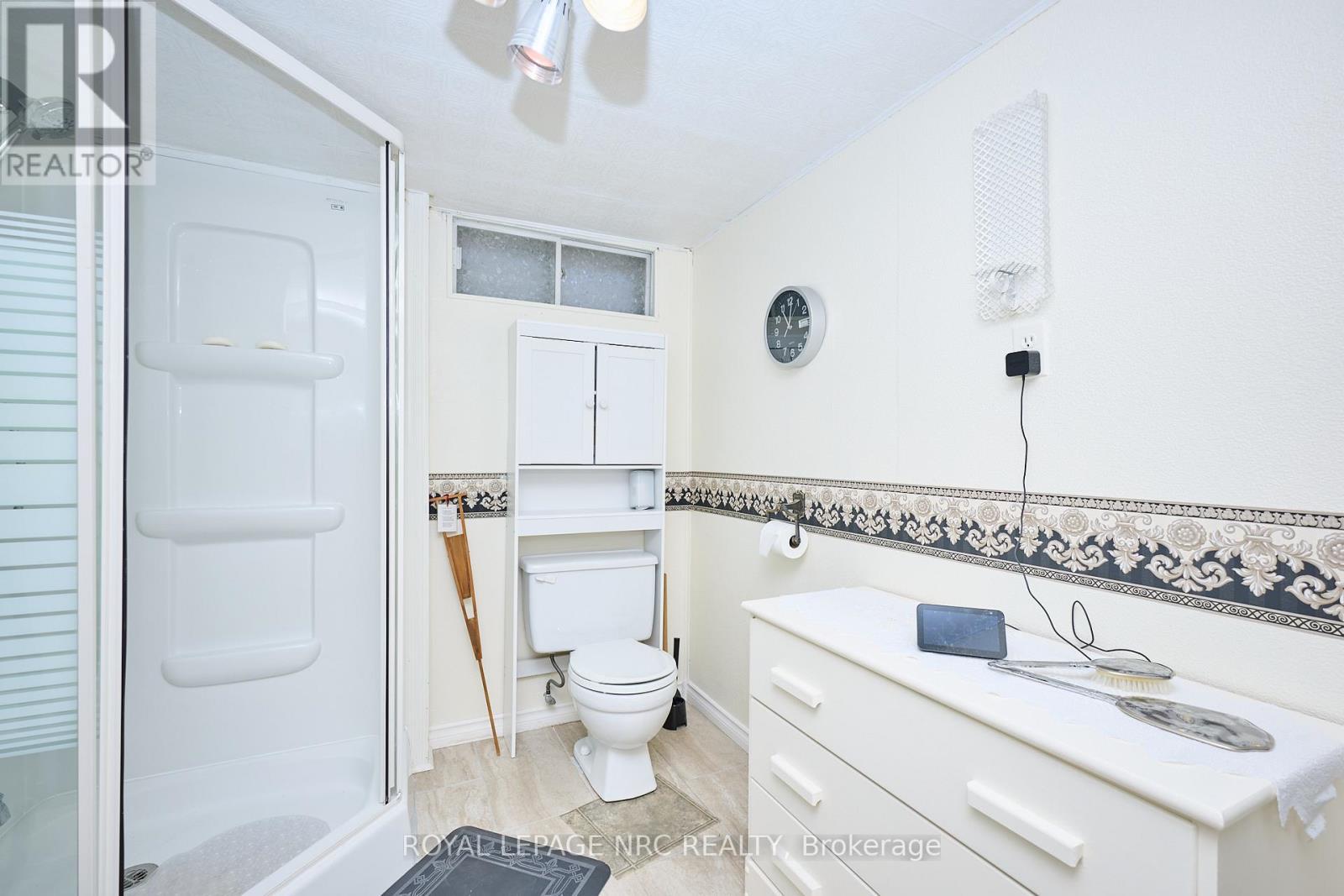 












4013 WELLAND STREET

,
Niagara Falls (Chippawa),




Ontario
L2G6J7

