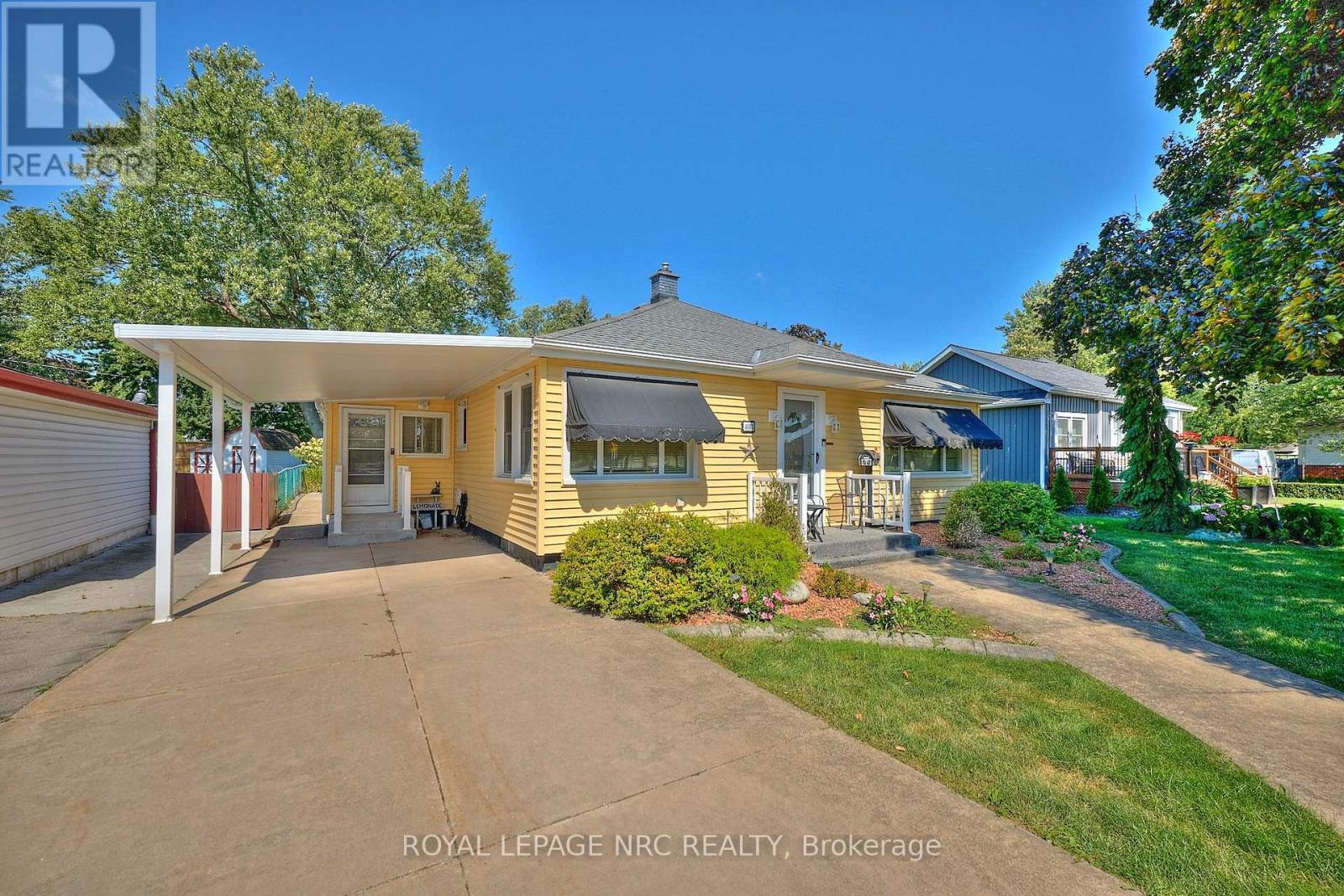 












4013 WELLAND STREET

,
Niagara Falls (Chippawa),




Ontario
L2G6J7

