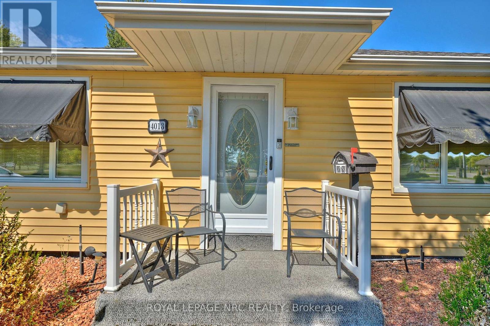 












4013 WELLAND STREET

,
Niagara Falls (Chippawa),




Ontario
L2G6J7

