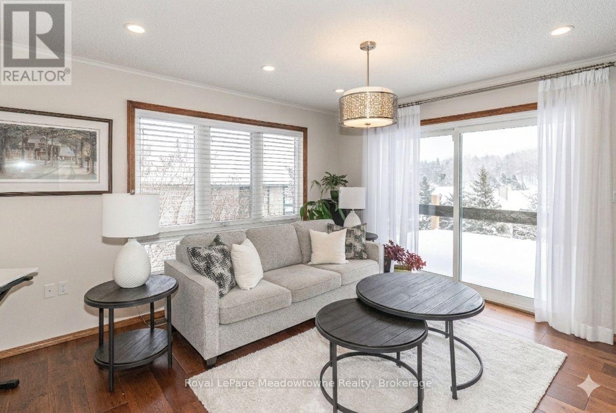 












301 - 34 DEERHURST GREENS ROAD

,
Huntsville (Chaffey),




Ontario
P1H1A9

