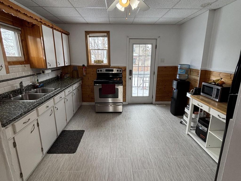 












50 Pierce Street

,
North Sydney,




NS
B2A 1M9

