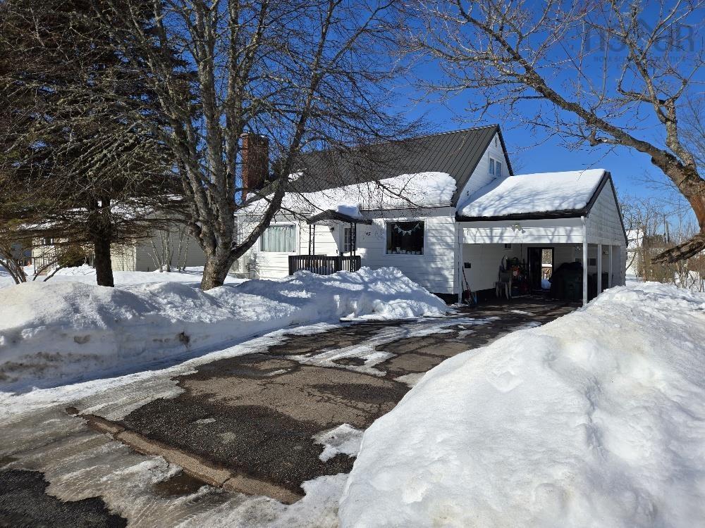 












95 Higgins St

,
Truro,




NS
B2N 2L6

