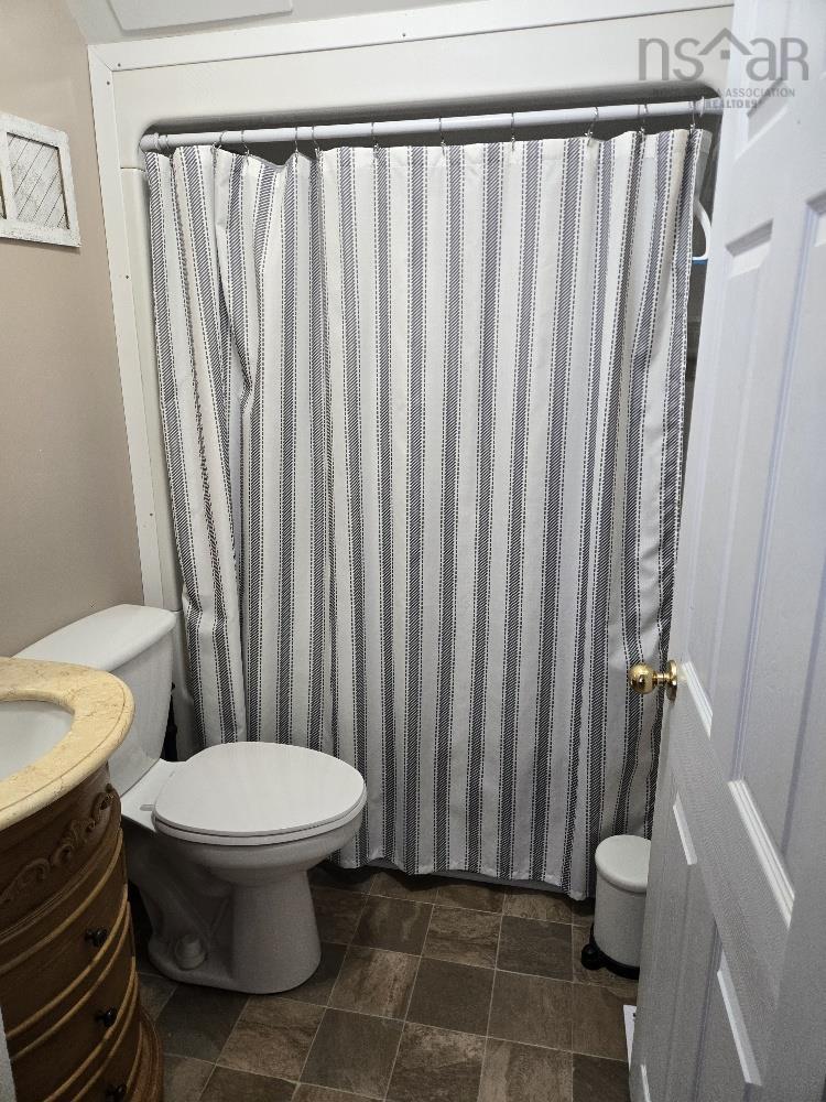 












95 Higgins St

,
Truro,




NS
B2N 2L6

